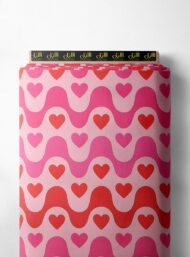 Hearts mixed style with red, pink colors