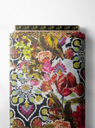 Bloom flower style with red,green colors