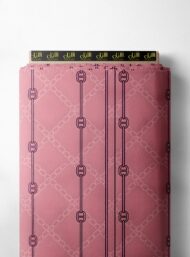 Chain others style with pink colors