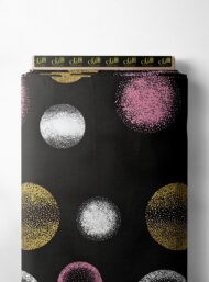 Circle others style with black,pink colors