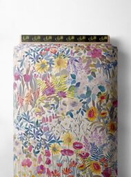 Bloom flower style with pink,green colors