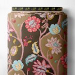 Petal flower style with red,green colors