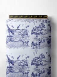 Giraffe animal style with blue colors