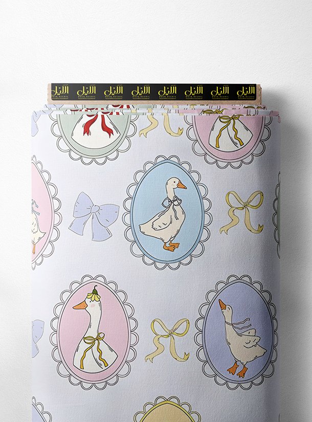 LAI01-3373_1.jpg Goose animal style with white,pink colors - Image 1