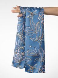 Bloom flower style with blue,green colors - Image 3