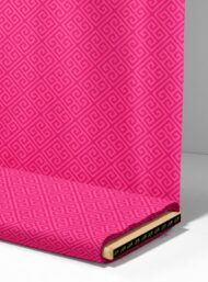 Pink others style with pink colors - Image 4