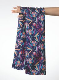 Bloom flower style with pink,green colors - Image 3