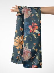 Bloom flower style with blue,pink colors - Image 3