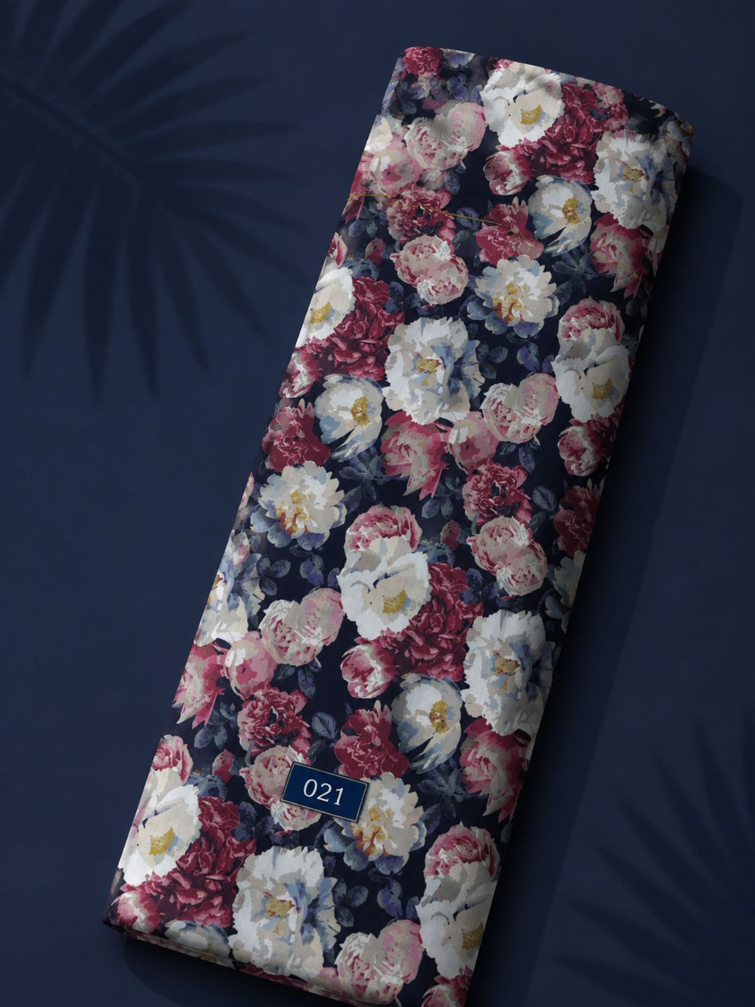 LAI-0021_1-1.jpeg Petal flower style with red,white colors - Image 1