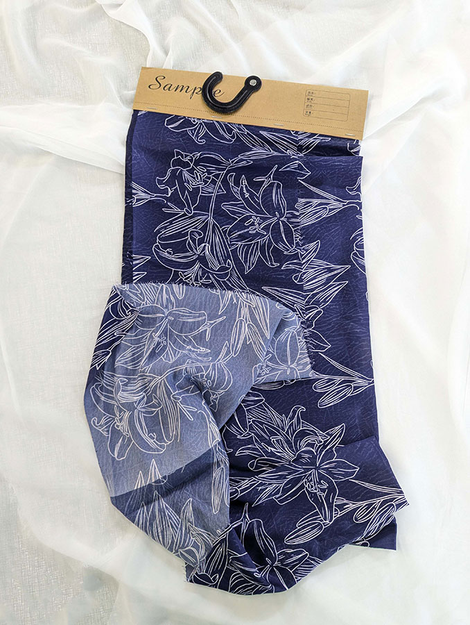 CALK-4184.jpg Petal flower style with blue,white colors - Image 1
